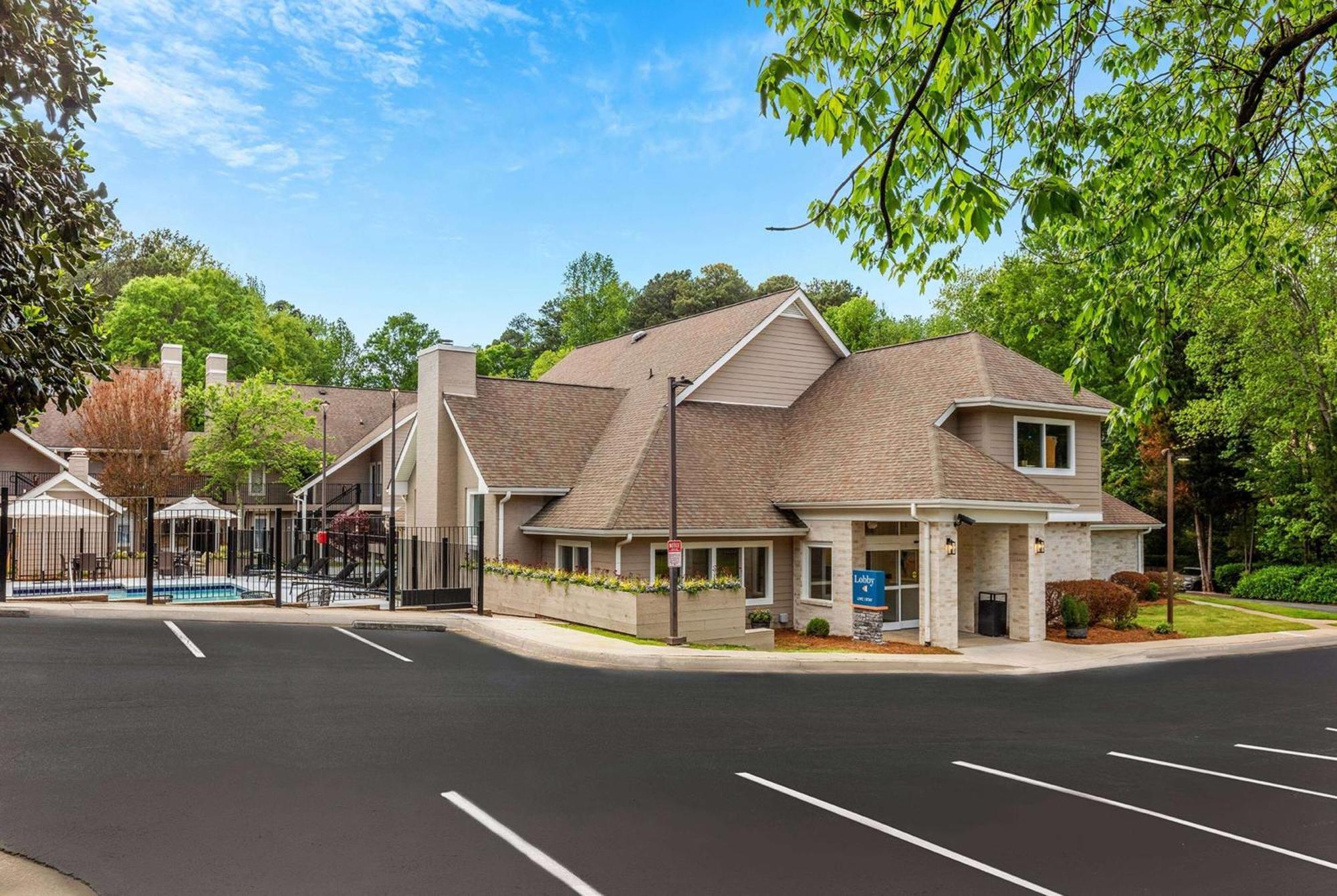 Hotel Waterwalk Extended By Wyndham Atlanta Perimeter 3*